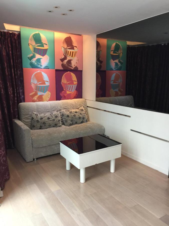 Knight On Wyndham Apartment Hongkong Eksteriør billede